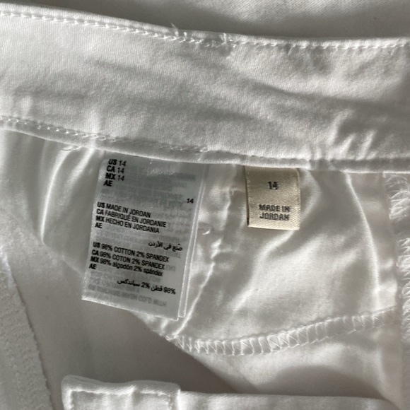 Style and Co Curvy Skinny Leg Jean White Size 14 New no Tags - Picture 3 of 4